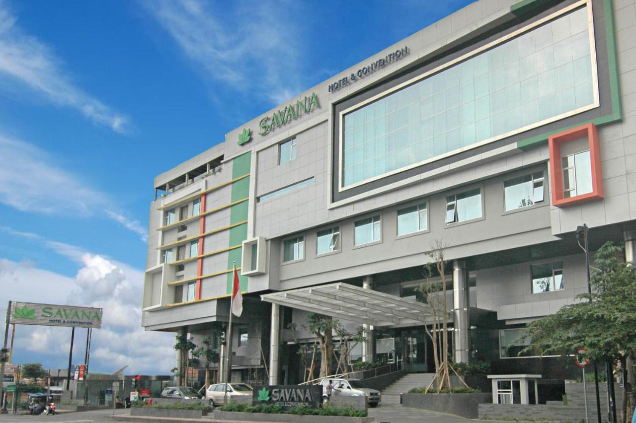 Savana Hotel & Convention Malang Exterior photo